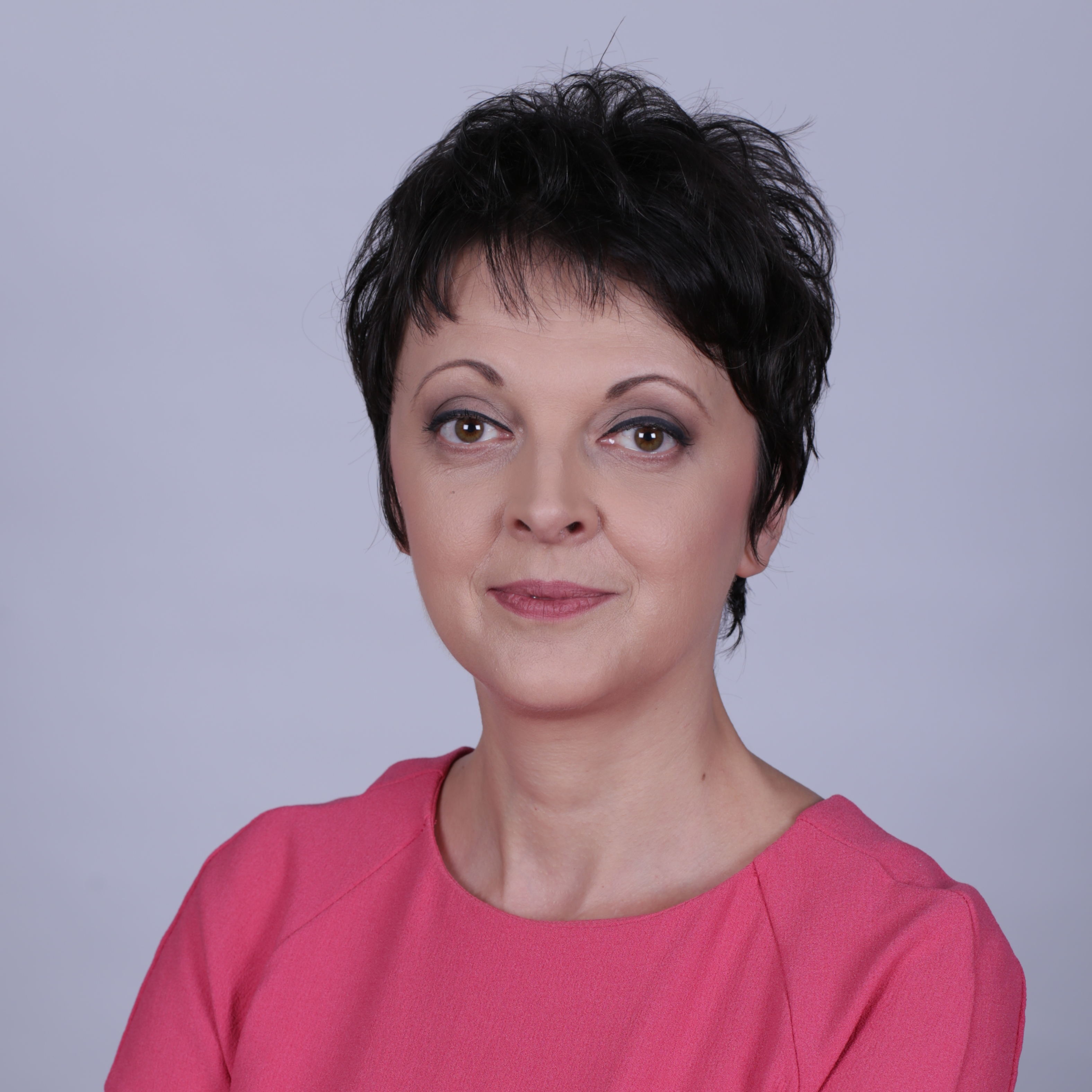 Alina Comanescu profile photo